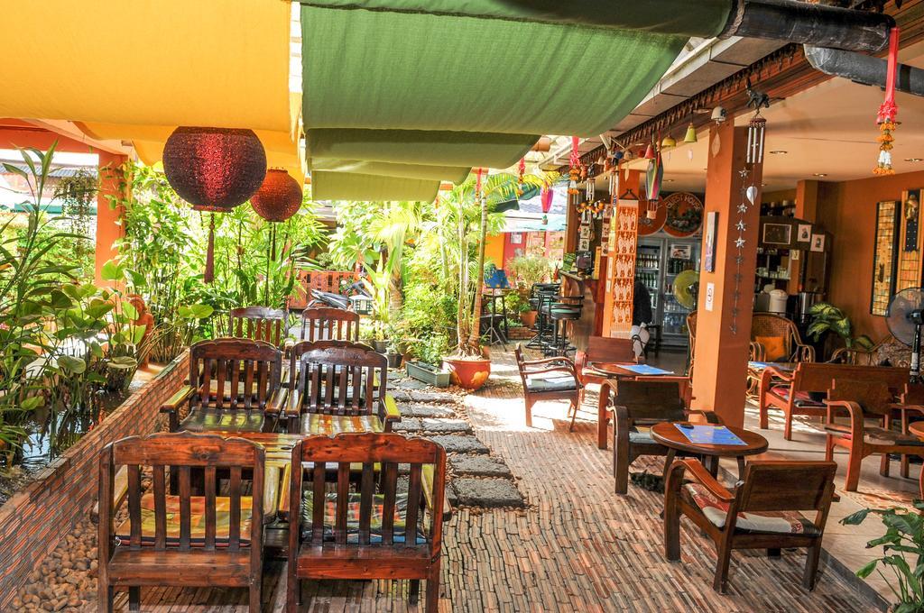 All In 1 Guesthouse Čiang Mai Exteriér fotografie