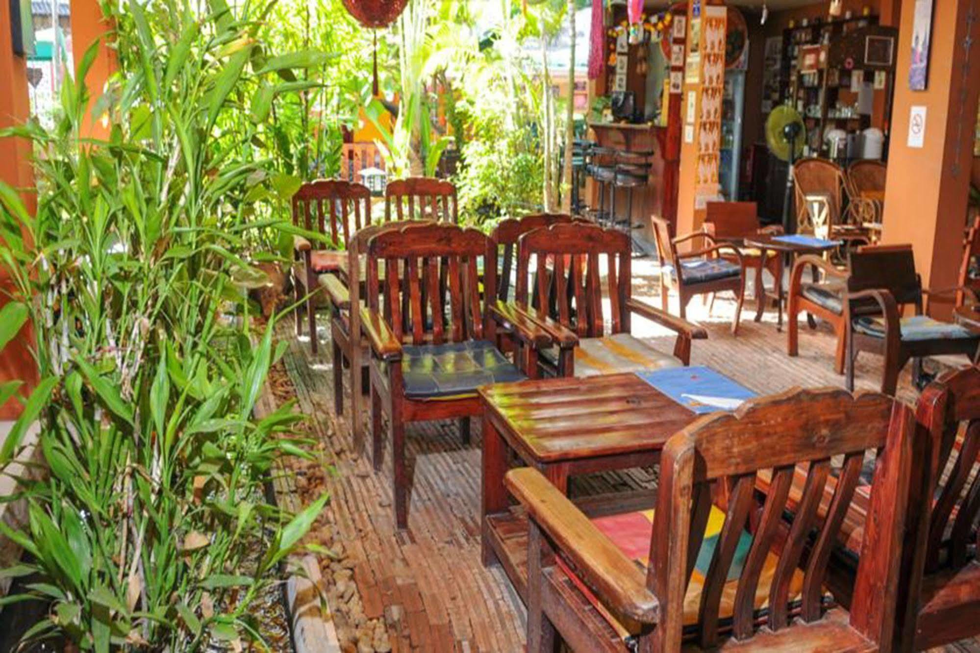 All In 1 Guesthouse Čiang Mai Exteriér fotografie
