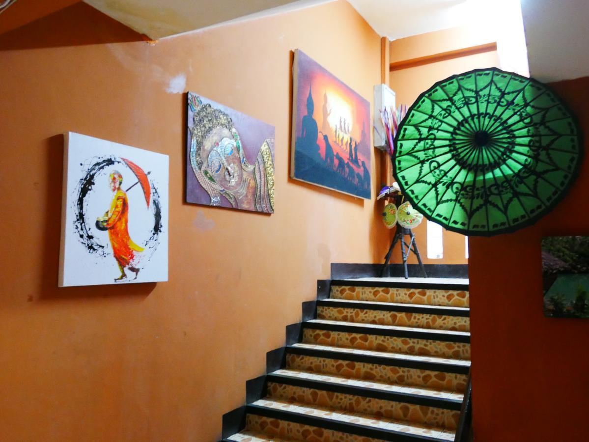 All In 1 Guesthouse Čiang Mai Exteriér fotografie